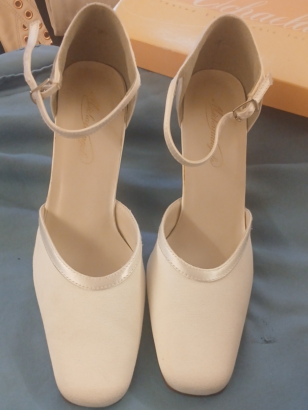 Women's Ivory Ankle-Strap Dress Pumps